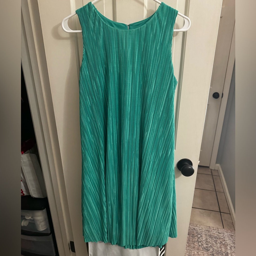 Anne Klein Green Textured Dress